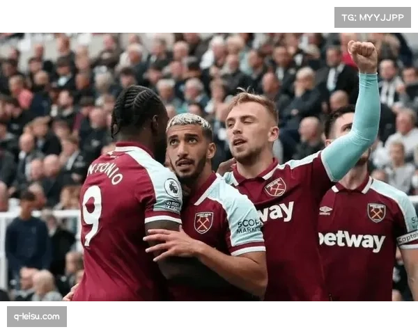 利兹联2比1战胜西汉姆 积分25分 中场屏障作用显著